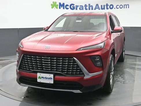Used 2026 Buick Enclave Avenir w/ Super Cruise Package FWD image 6