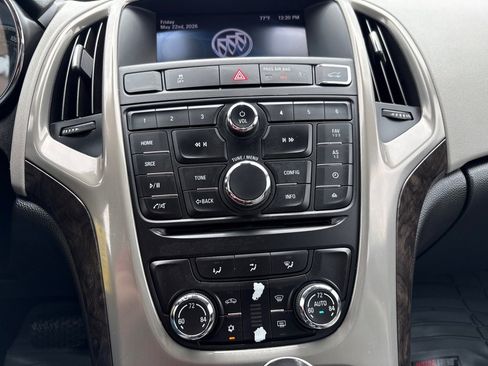 Used 2014 Buick Verano FWD image 27
