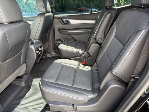 Used 2025 Buick Enclave Preferred w/ LPO, Floor Liner Package FWD image 52
