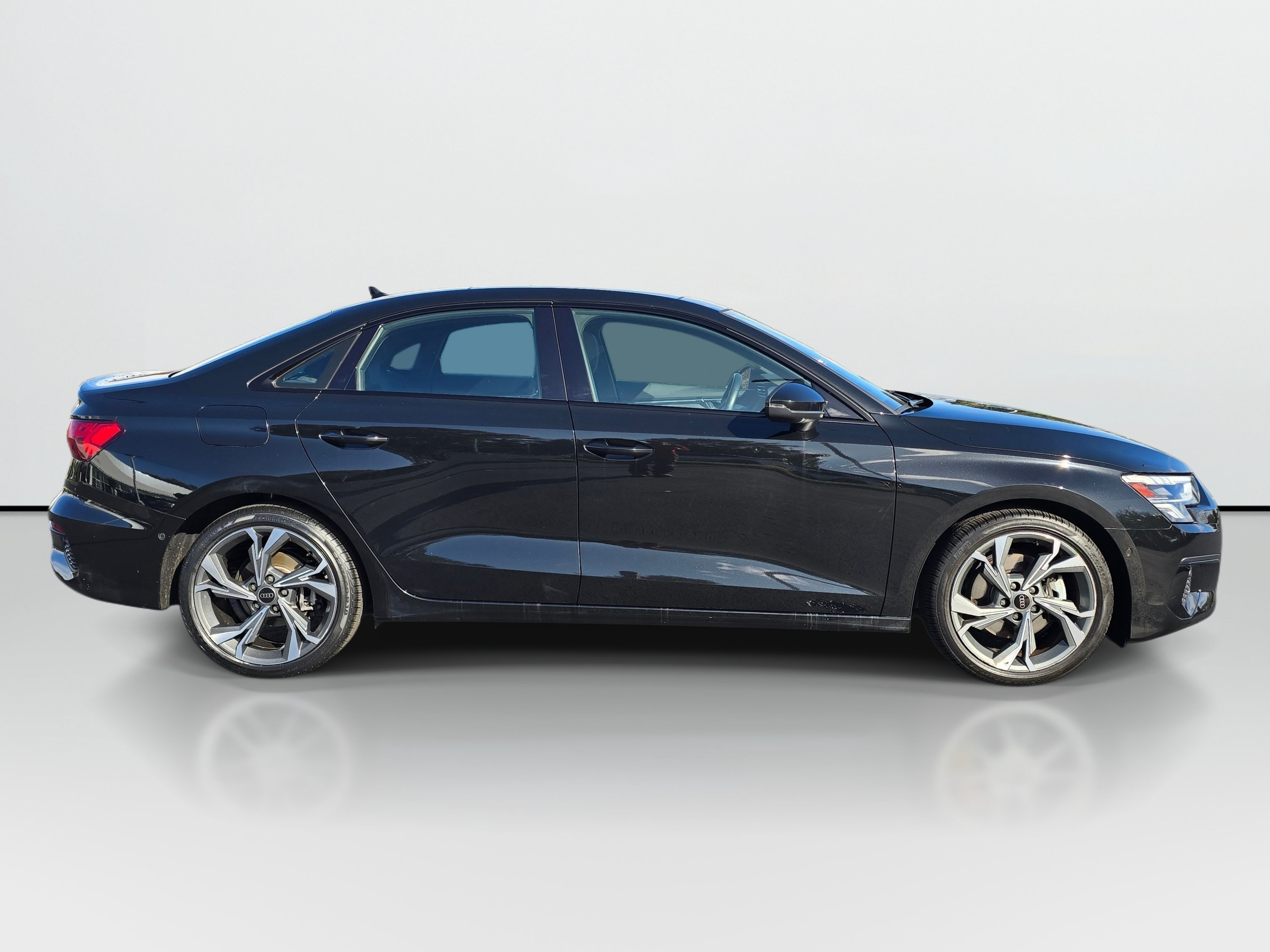 Used 2023 Audi A3 2.0T Premium Plus w/ Premium Plus Package AWD/4WD image 6