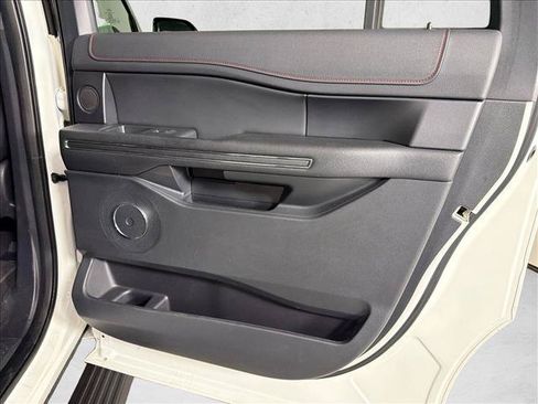 Used 2022 Ford Expedition Max Limited RWD image 18