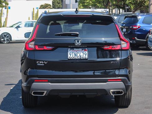 Used 2025 Honda CR-V Sport image 8