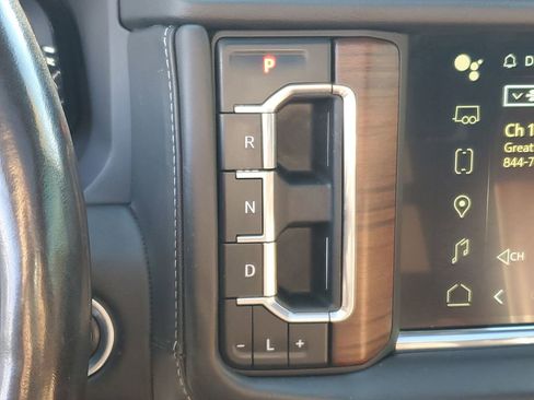 Used 2023 GMC Yukon Denali Ultimate image 18