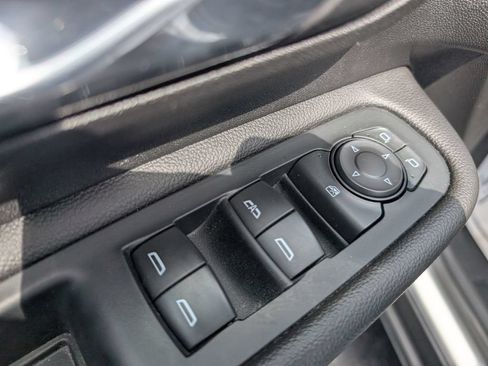 Used 2021 GMC Terrain SLE w/ Driver Convenience Package FWD image 15