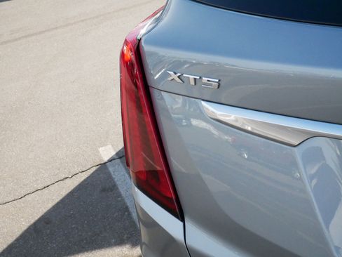 Certified 2023 Cadillac XT5 Premium Luxury w/ LPO, Floor Liner Package image 17