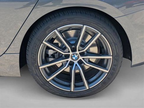 Used 2020 BMW 330i Sedan w/ Convenience Package RWD image 5
