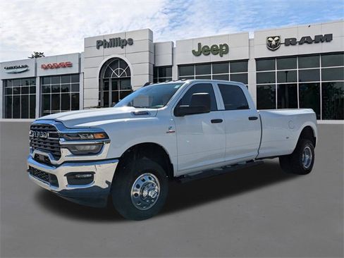 New 2026 RAM 3500 Tradesman w/ Chrome Appearance Group image 8