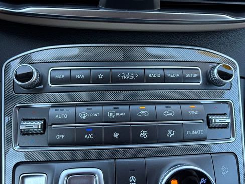 Used 2023 Hyundai Santa Fe SEL AWD/4WD image 18