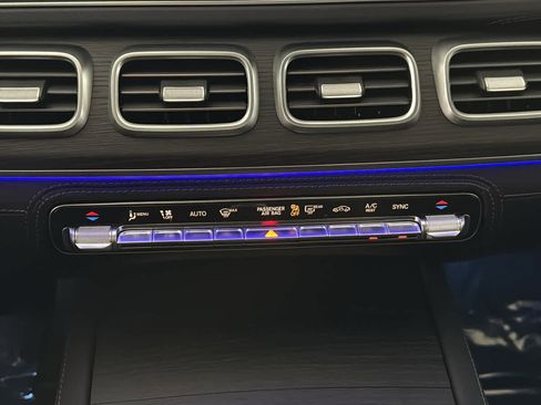 New 2026 Mercedes-Benz GLE 53 AMG 4MATIC Coupe image 24