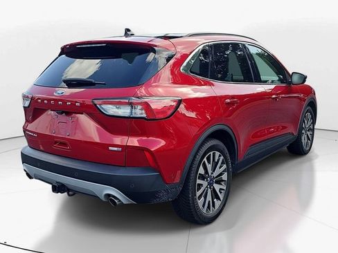 Used 2020 Ford Escape Titanium AWD/4WD image 3