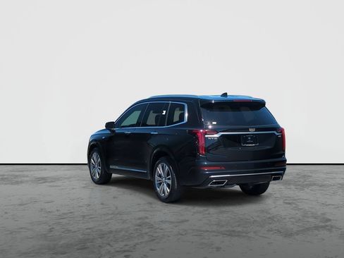 Certified 2023 Cadillac XT6 Premium Luxury FWD image 6