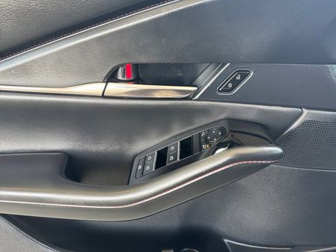 Used 2024 MAZDA CX-30 AWD 2.5 S w/ Preferred Package image 8