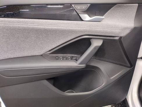 New 2026 Volkswagen Tiguan S image 17