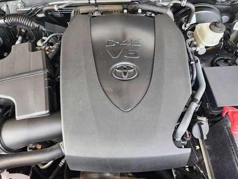 Used 2019 Toyota Tacoma TRD Sport w/ Technology Package AWD/4WD image 25