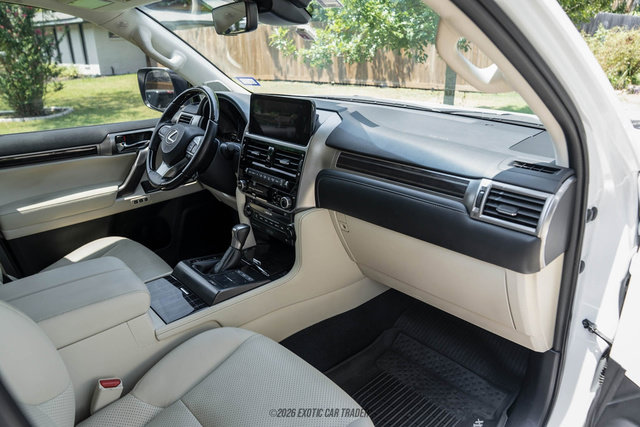 Used 2023 Lexus GX 460 Luxury w/ Sport Design Package AWD/4WD image 92