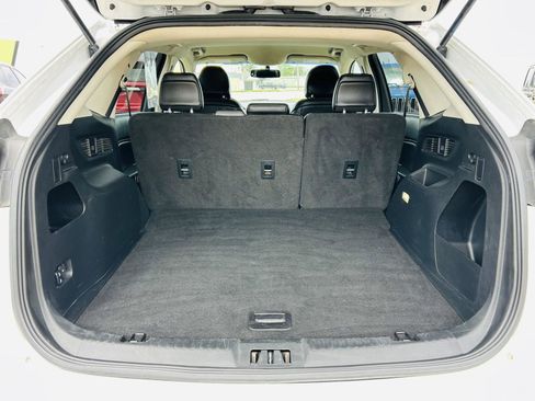 Used 2018 Ford Edge SEL w/ Equipment Group 201A FWD image 25