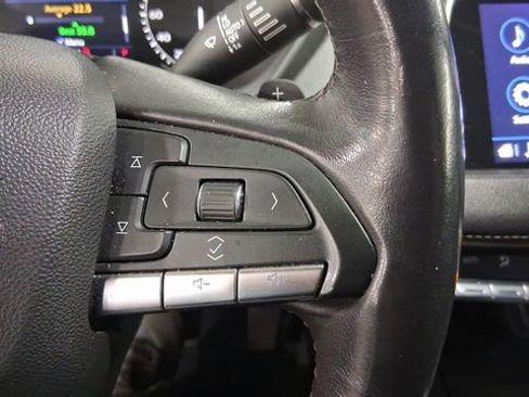 Used 2022 Cadillac XT4 Premium Luxury w/ Safety Alert Package image 31