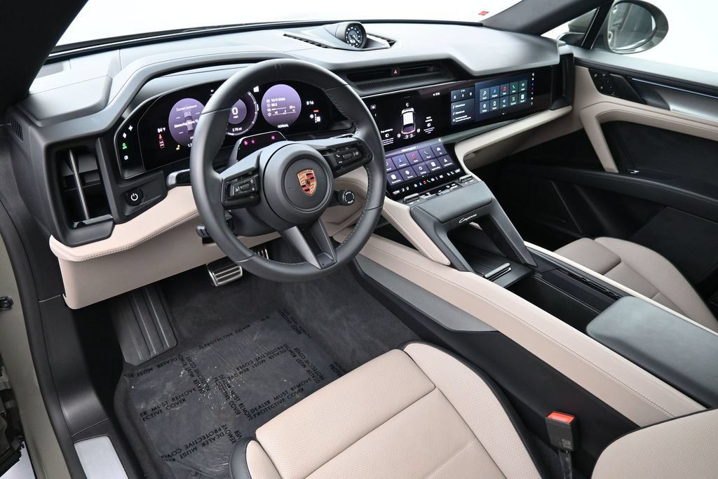 Certified 2026 Porsche Cayenne Electric AWD/4WD image 4