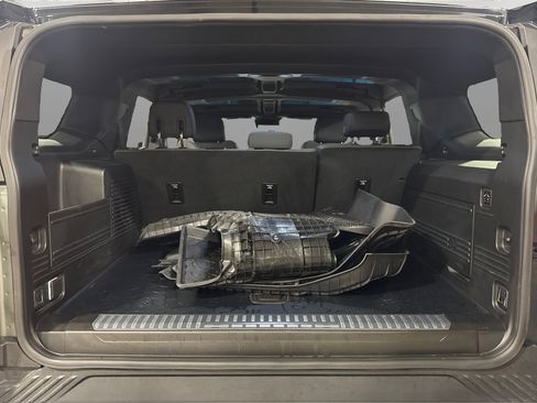 Used 2024 GMC Hummer EV 3X image 48