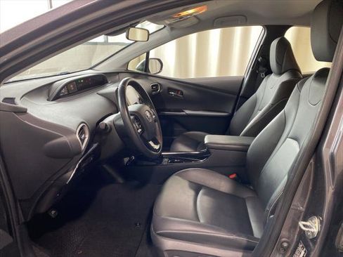 Certified 2022 Toyota Prius Prime XLE image 5