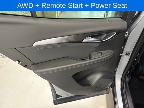 Used 2025 Buick Envision Preferred AWD/4WD image 18