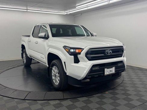 Certified 2026 Toyota Tacoma SR5 RWD image 3