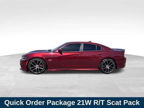 Used 2017 Dodge Charger R/T Scat Pack RWD image 2