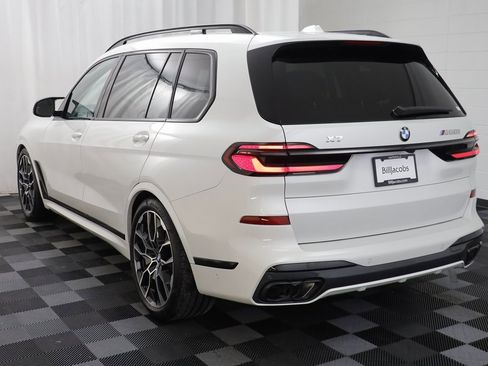 Certified 2025 BMW X7 M60i image 17