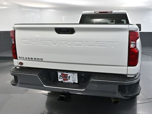 Used 2023 Chevrolet Silverado 2500 LT image 7