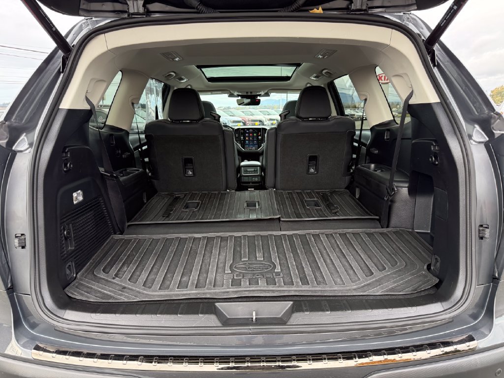 Used 2023 Subaru Ascent Onyx Edition AWD/4WD image 12