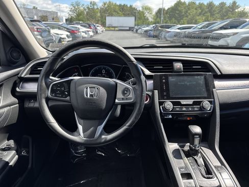 Used 2016 Honda Civic EX-L image 2