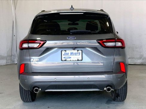 Used 2023 Ford Escape ST-Line w/ Tech Pack #1 FWD image 4