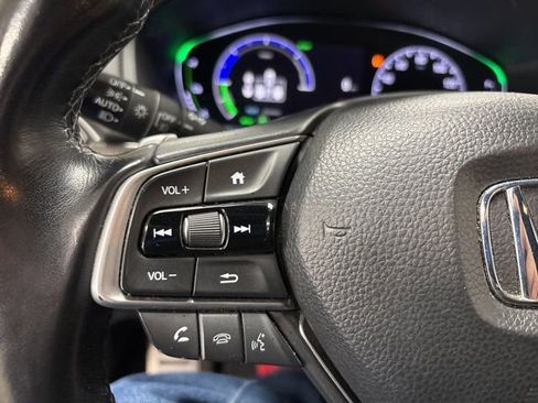 Used 2022 Honda Accord Sport image 24