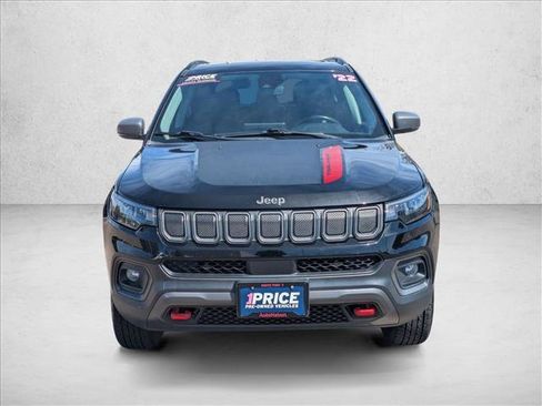 Used 2022 Jeep Compass Trailhawk w/ Sun and Sound Group AWD/4WD image 2