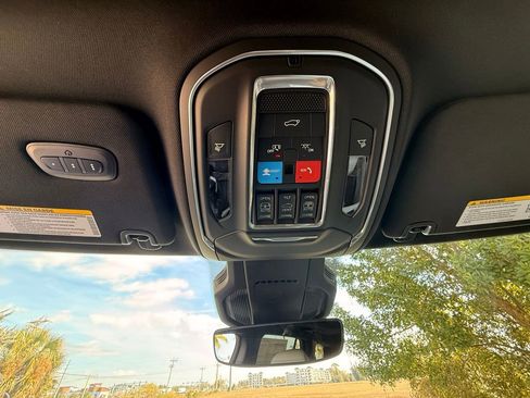 New 2026 Jeep Cherokee Overland image 12