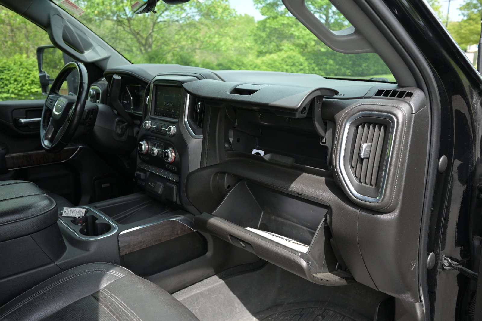 Used 2023 GMC Sierra 2500 Denali w/ Denali Ultimate Package AWD/4WD image 52