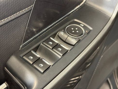 Used 2022 Ford F150 XLT w/ Equipment Group 302A High image 11