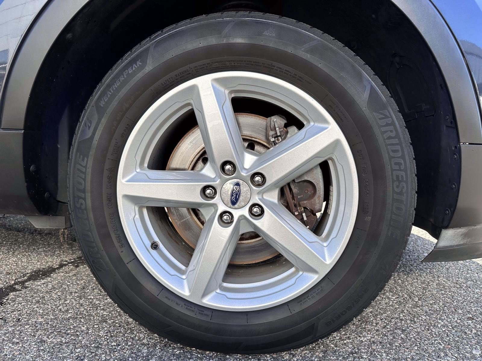 Used 2017 Ford Explorer XLT AWD/4WD image 6