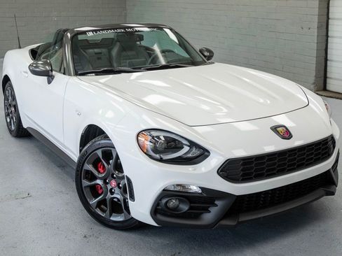 Used 2020 FIAT 124 Spider Abarth w/ Convenience Group image 7