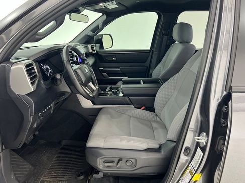 Used 2025 Toyota Tundra SR5 w/ SR5 Convenience Package AWD/4WD image 16