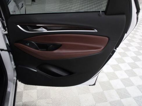 Used 2020 Buick Enclave Avenir w/ Avenir Technology Package image 30