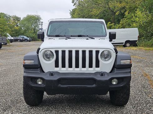 Used 2018 Jeep Wrangler Unlimited Sport image 8