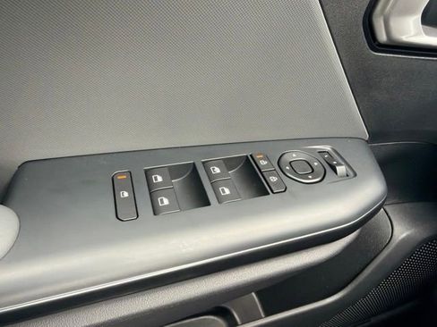 New 2026 Kia K4 FWD image 23
