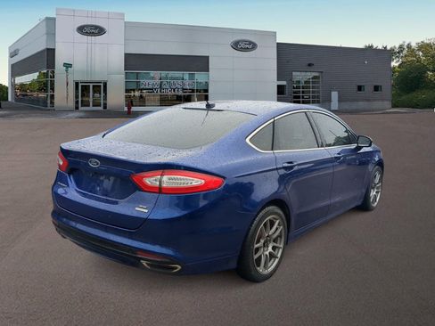 Used 2015 Ford Fusion SE w/ Equipment Group 202A image 11