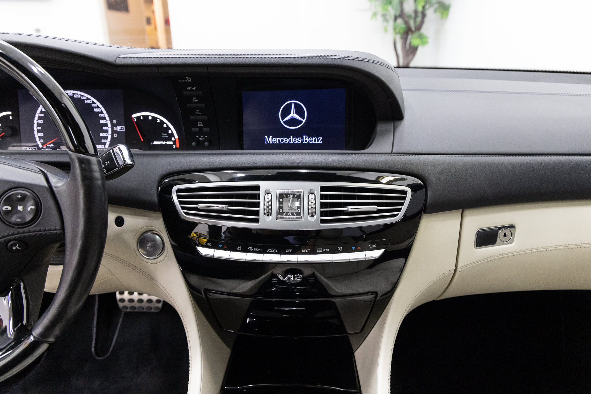 Used 2008 Mercedes-Benz CL 65 AMG image 17