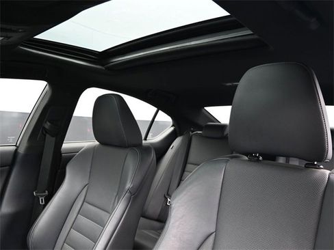 Used 2023 Lexus IS 350 F Sport w/ Handling Package image 9