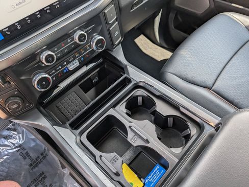 Used 2025 Ford F350 Lariat AWD/4WD image 29