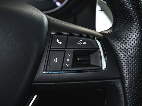 Used 2024 Maserati Levante GT Ultima AWD/4WD image 39