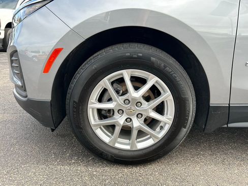 Used 2024 Chevrolet Equinox LS w/ LS Convenience Package image 12