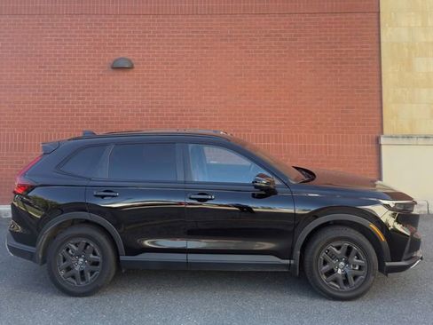 Certified 2026 Honda CR-V TrailSport image 2